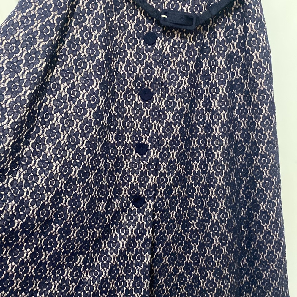 Review Size 8 dress - Picture 6 of 11